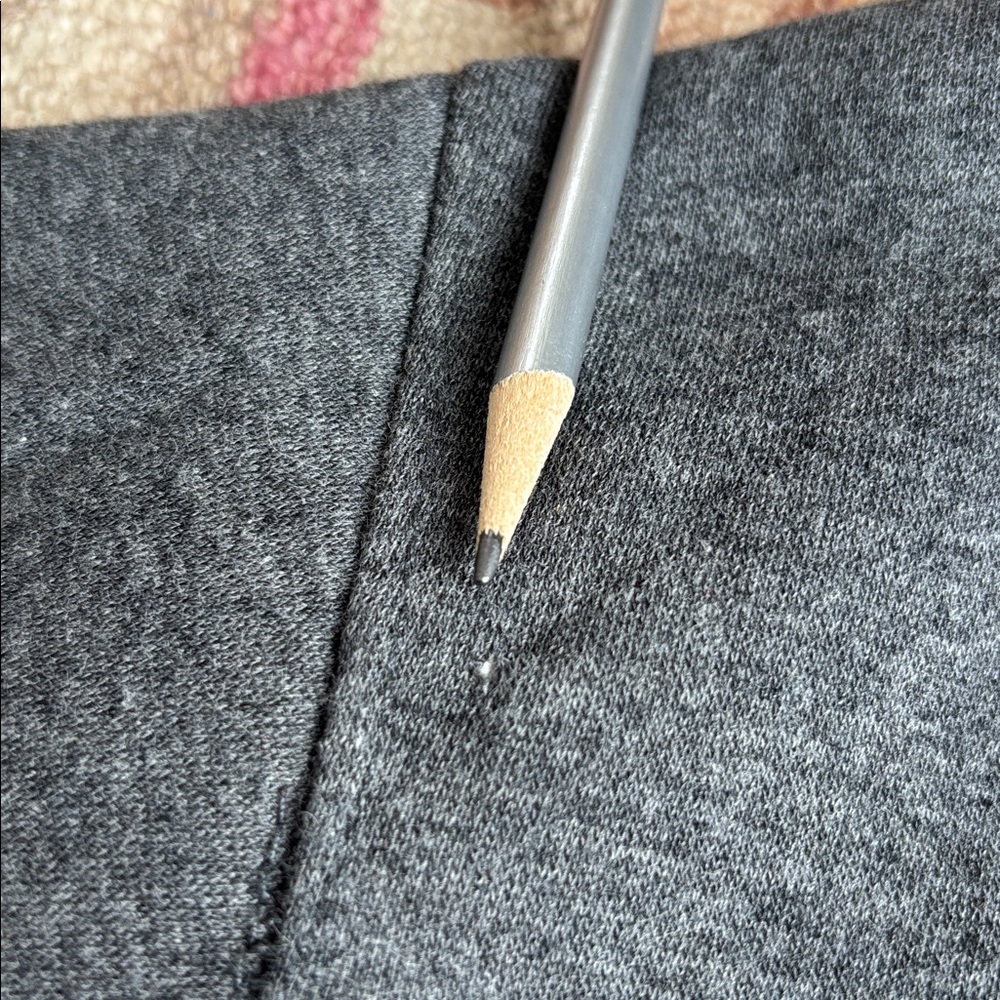 🍦HOST. PICK🍦Plymouth Harbor Massachusetts embroidered Grey Hoodie NWT pockets - Picture 10 of 16